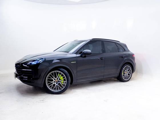 PORSCHE CAYENNE 3.0 V6 E-HYBRID PLATINUM EDITION AWD TIPTRONIC S